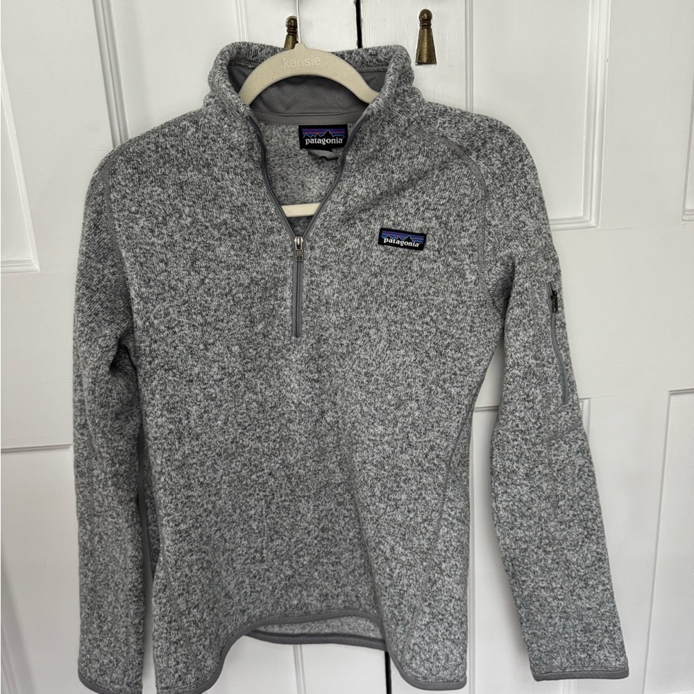 Patagonia Gray Quarter-Zip Fleece Pullover Size Medium